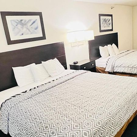Pinckneyville Inn And Suites Екстериор снимка