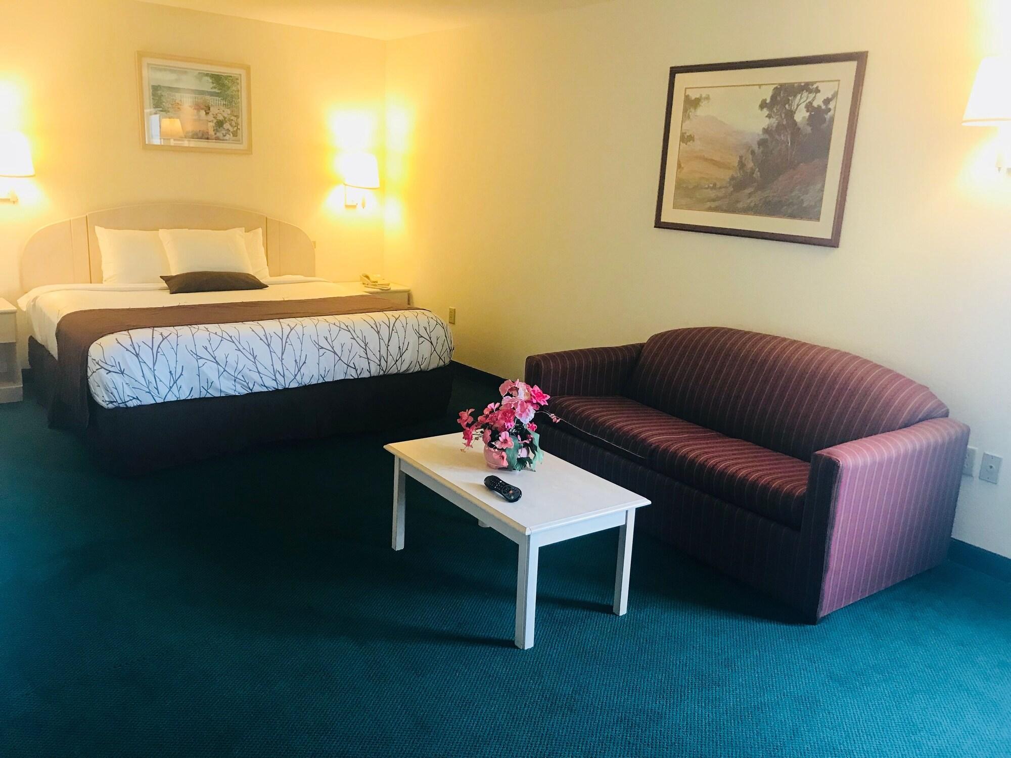 Pinckneyville Inn And Suites Екстериор снимка