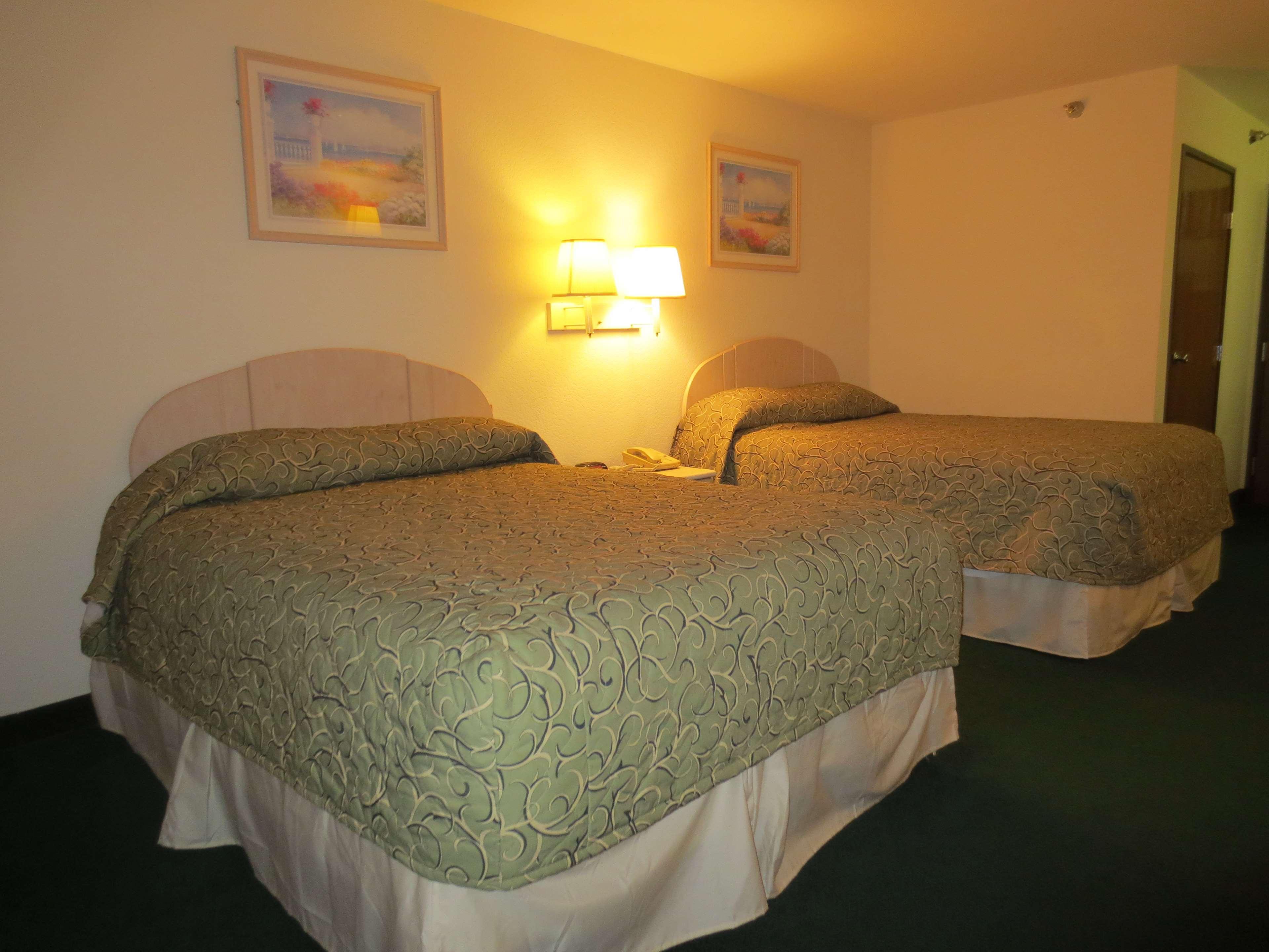 Pinckneyville Inn And Suites Екстериор снимка