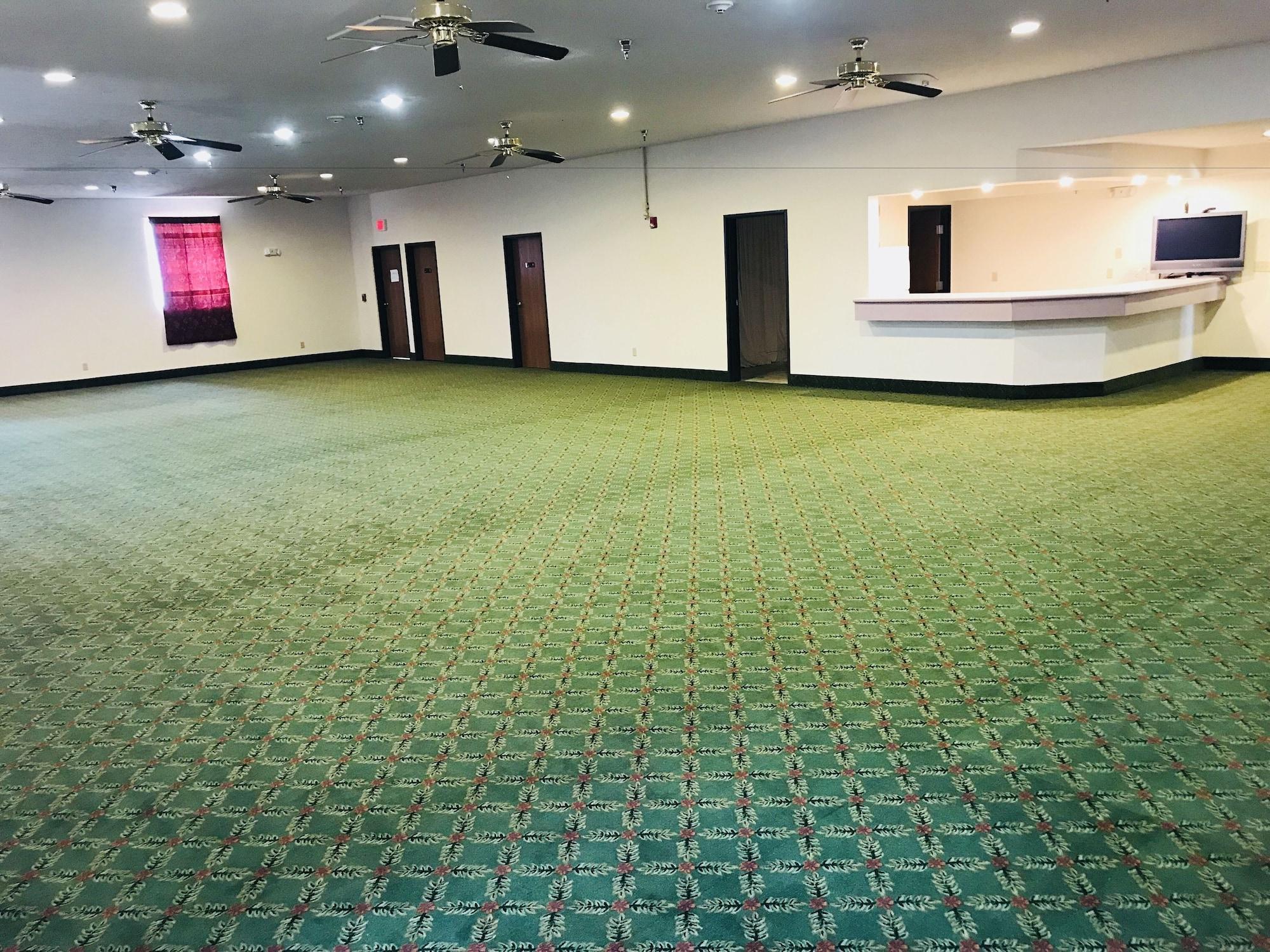 Pinckneyville Inn And Suites Екстериор снимка
