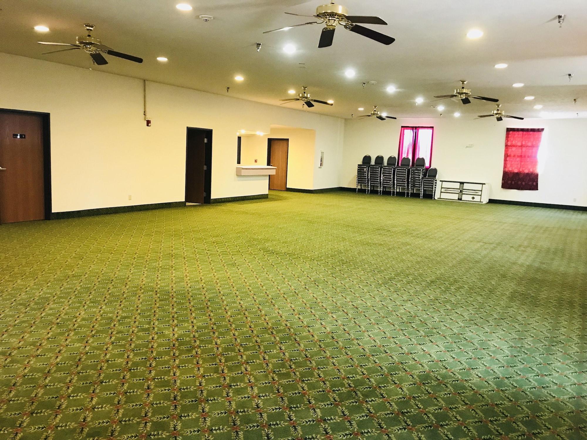 Pinckneyville Inn And Suites Екстериор снимка