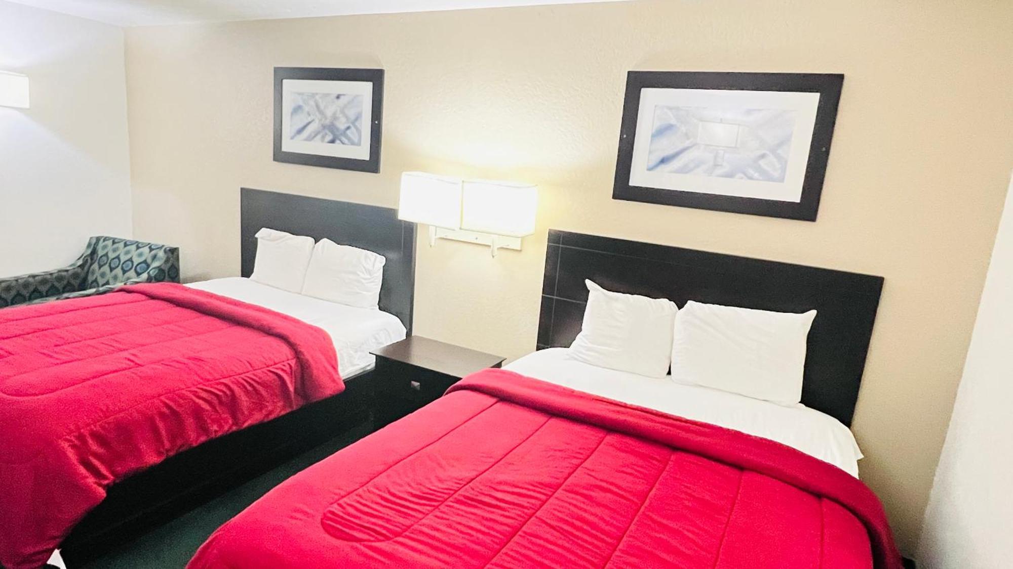 Pinckneyville Inn And Suites Екстериор снимка